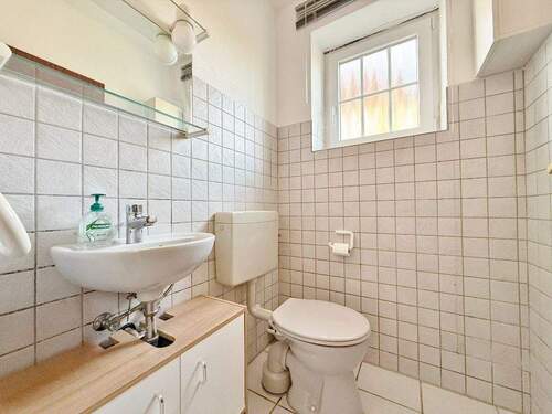 EG – Gäste-WC - 4 Zimmer Einfamilienhaus in Delmenhorst