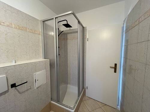 Dusche.jpg - 