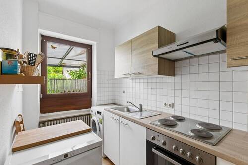Funktionale Einbauküche im Erdgeschoss - Mehrfamilienhaus, Wohnhaus mit 167,10 m&sup2; in Merzig zum Kaufen