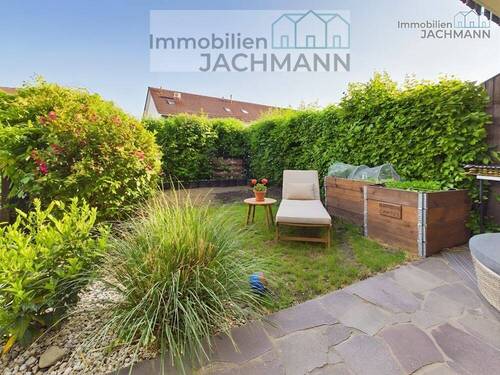Kleiner Garten mit Südausrichtung EG - 