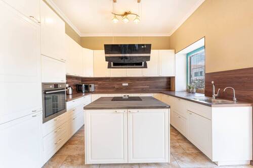 Küche - Etagenwohnung mit 220,00 m² in Nürnberg zur Miete