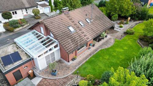 Gartenansicht - 5 Zimmer Einfamilienhaus zum Kaufen in Wilnsdorf