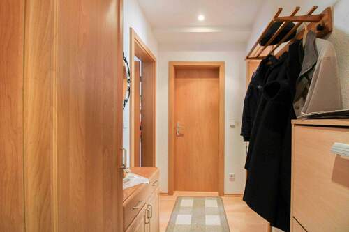 Flur - Etagenwohnung mit 48,90 m&sup2; in Chemnitz zum Kaufen