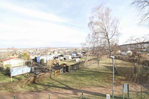 Blick vom Balkon ins Grüne - 