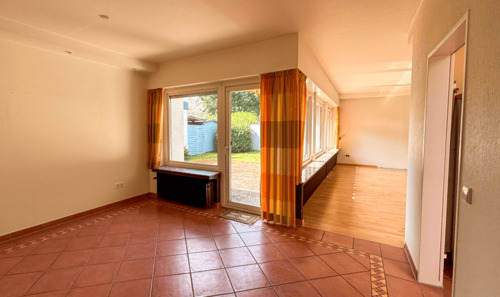 Wohn-/Esszimmer - 