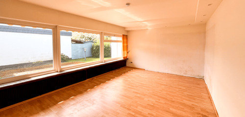 Wohn-/Esszimmer - 