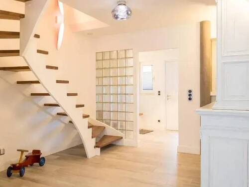 Flur - 5 Zimmer Reihenhaus in Altenholz