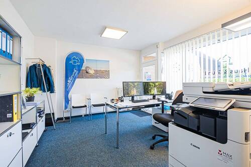 Büro I - Mehrfamilienhaus, Wohnhaus mit 157,00 m&sup2; in Cuxhaven zum Kaufen