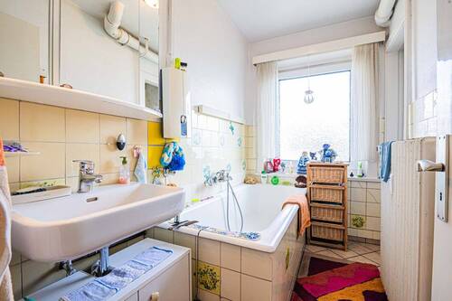 Badezimmer Wohnung OG - 