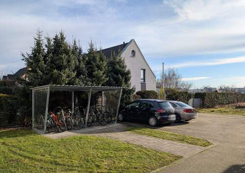Stellplatz+Fahrräder - 