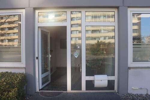 2 - Halle zum Kaufen in Neumünster