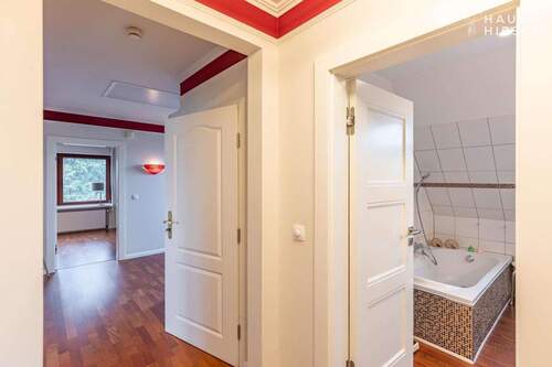 Flur / Badezimmer DG 2 - 