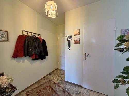 Diele - 2 Zimmer Etagenwohnung in Offenbach