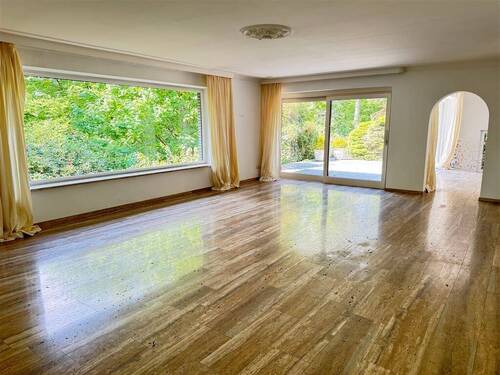Wohn-/Esszimmer mit Zugang ins Kaminzimmer - ***BUCHHOLZ***BESONDERES EFH EXKLUSIV UND GROSSZÜGIG IN BESTER BELIEBTER WOHNLAGE***