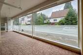 Schaufensterfront EG.jpg - 