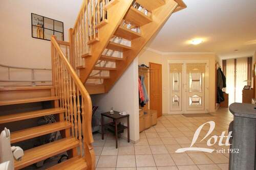 Eingangsdiele Neubau - 