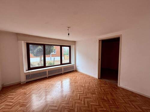 Wohnzimmer EG - Mehrfamilienhaus, Wohnhaus mit 153,00 m&sup2; in Alpen zum Kaufen