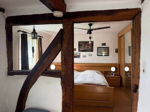 Schlafzimmer mit Ankleide - 
