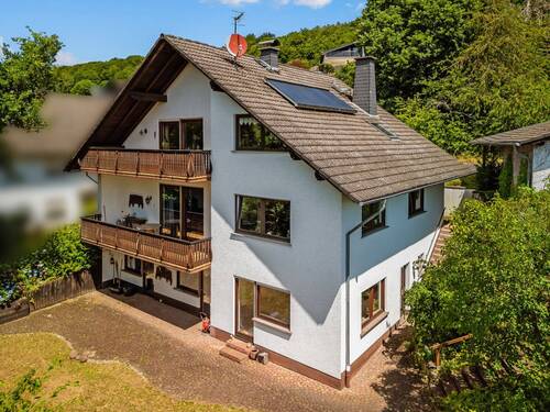 Ansicht vom Garten - **Großzügiges Einfamilienwohnhaus mit ELW in bevorzugter Wohnlage**