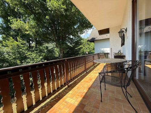 Balkon (EG) - 7 Zimmer Einfamilienhaus zum Kaufen in Gelnhausen