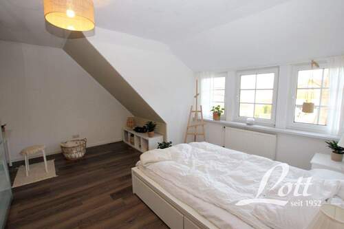 Schlafzimmer Dachgeschoss Hauptgebäude - 