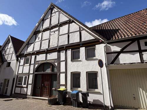 Vorderansicht - 8 Zimmer Einfamilienhaus zum Kaufen in Blomberg