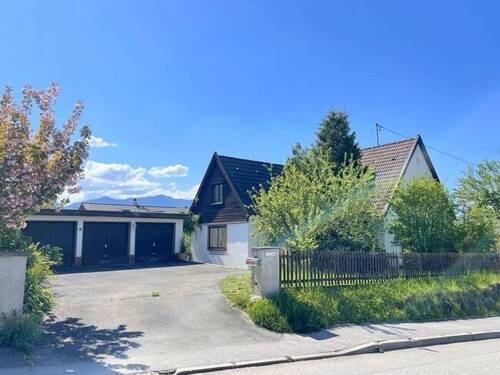 Straßenansicht - 
