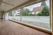 Schaufensterfront EG.jpg - 