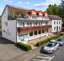 **Ehemaliges Café Sprudel mit Wohnhaus in 1-A-Lage von Bad-Soden** - Bad Soden-Salmünster