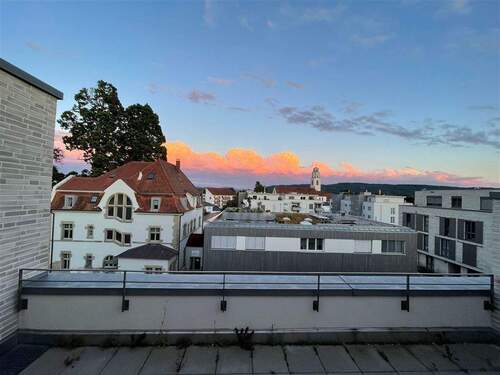 Südterrasse mit Fernblick - Traumhafte Loft-Wohnung mit 3 Dachterrassen in Gottmadingen zu vermieten