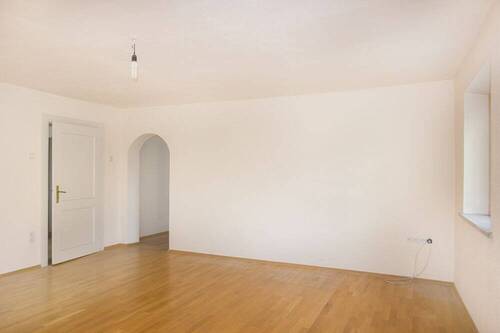 OG1 Raum 3 (Bild 2) - 