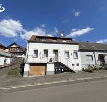 Charmantes Einfamilienhaus mit Terrasse und Garage - Marpingen