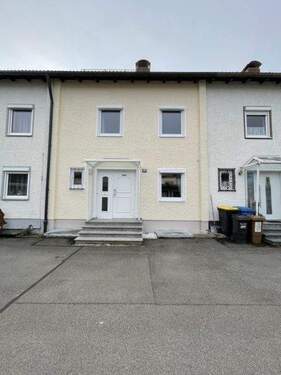 005_Hausfront_3.JPEG - 