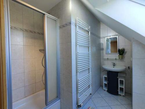 Bad im Dachgeschoß - 