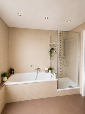 1.OG Badezimmer - 