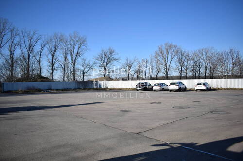 Hof/ Rangierfläche - Halle zum Kaufen in Belgershain / Köhra