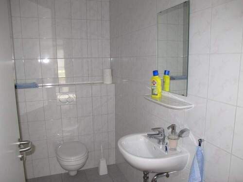 WC - 