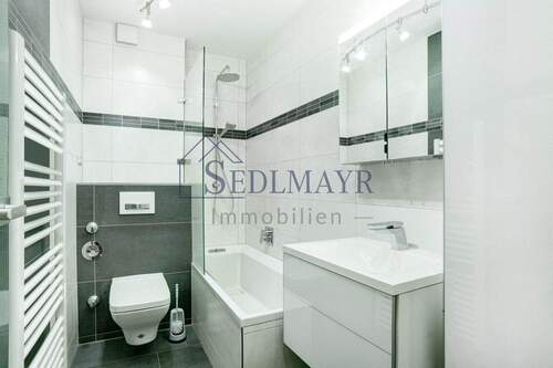 Ansicht Badezimmer - 2 Zimmer Etagenwohnung in Erling-Andechs