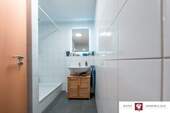 EG - Badezimmer - Bild 1 - 