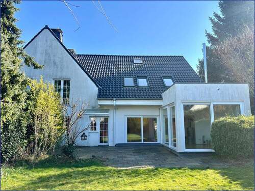 Hausansicht Garten - 