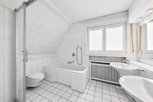 Bad im 1. Obergeschoss - 