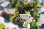 Luftaufnahme - 4 Zimmer Mehrfamilienhaus, Wohnhaus zum Kaufen in Straßlach-Dingharting
