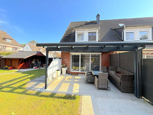 Hausansicht - Garten
- 