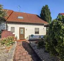 Doppelhaushälfte in ruhiger Lage - Terrasse, Gartenparadies & Garage inklusive - Obermichelbach