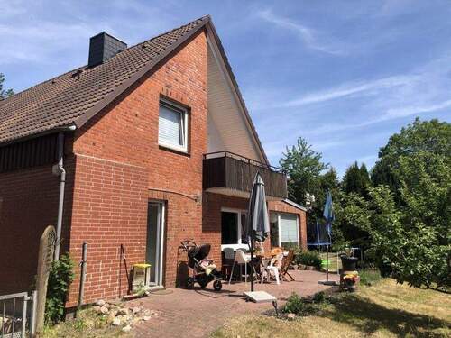 Doppelhaushälfte in Preetz - Preetz - für die Familie: Doppelhaushälfte mit Garten