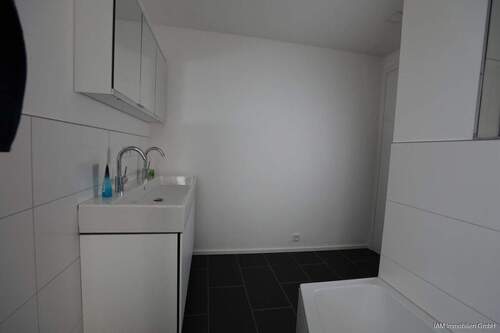 Badezimmer 1. OG - 