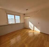 Großzügige, helle Wohnung mit 2 Dachterrassen - hier fühlen Sie sich wohl! - Kirchheim