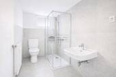 Modernes Tageslichtbad - 