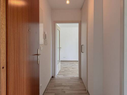 Flur - Etagenwohnung mit 36,30 m&sup2; in Lohsa zur Miete