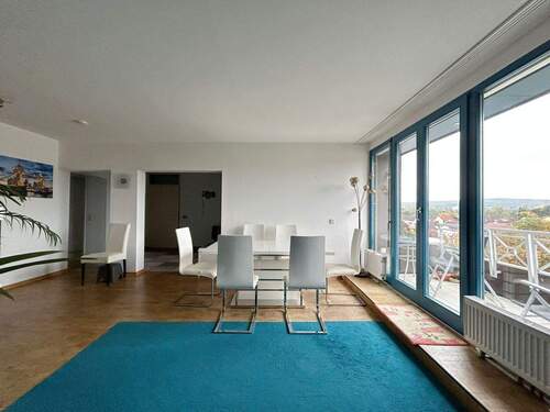 Wohnzimmer - 4 Zimmer Etagenwohnung zur Miete in Liederbach am Taunus